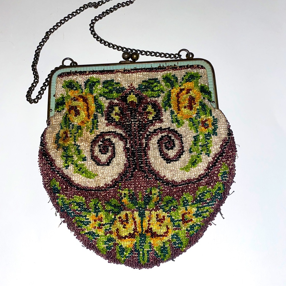 Vintage 1920's Fine Beaded Art Deco Floral Design Flapper Bag